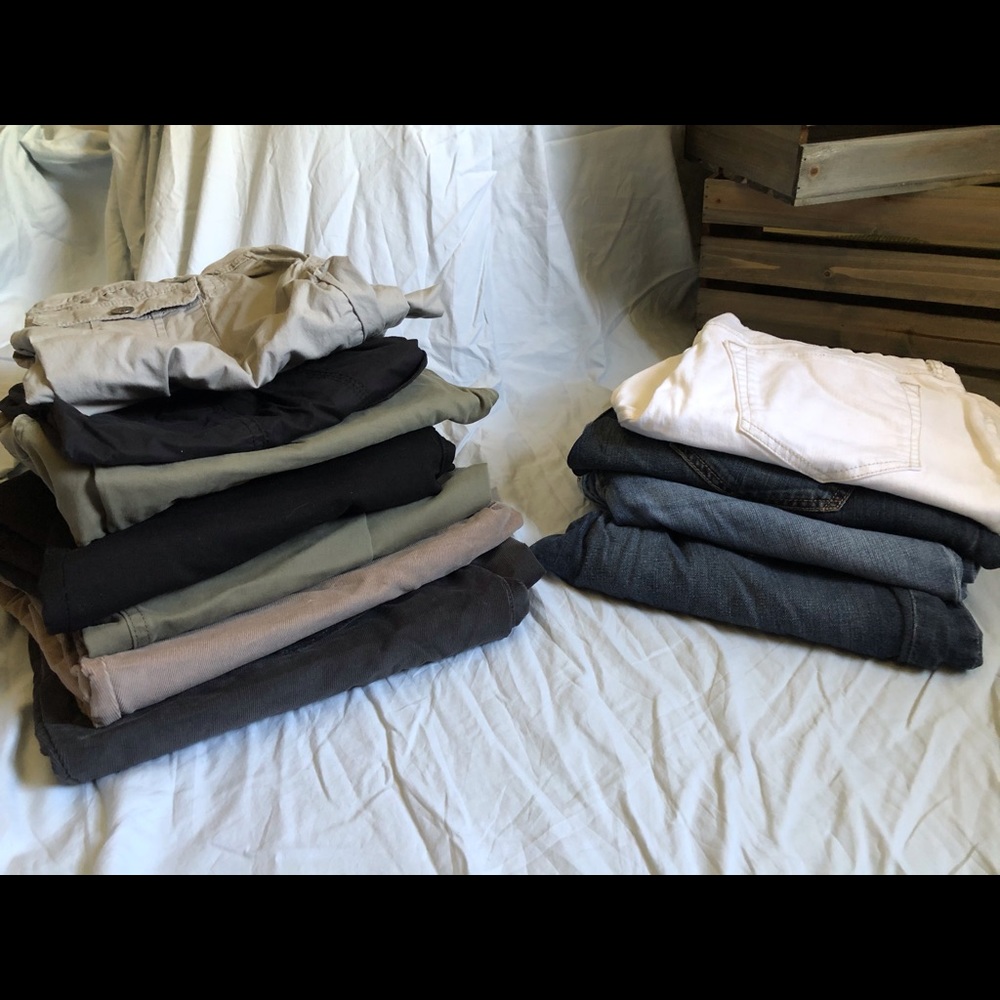 Lot of 11 pair of women’s size 10 pants.
